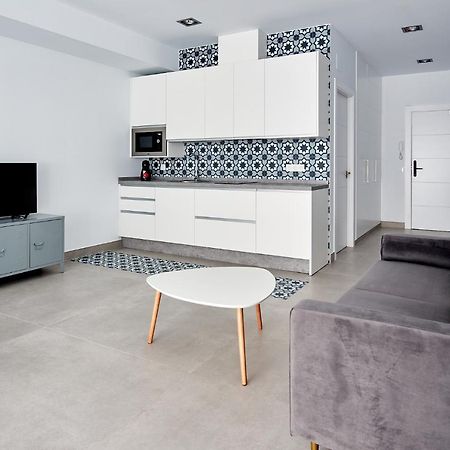 9 Nidos Centrica Suites - Nuevo ปลาเซนเซีย ภายนอก รูปภาพ