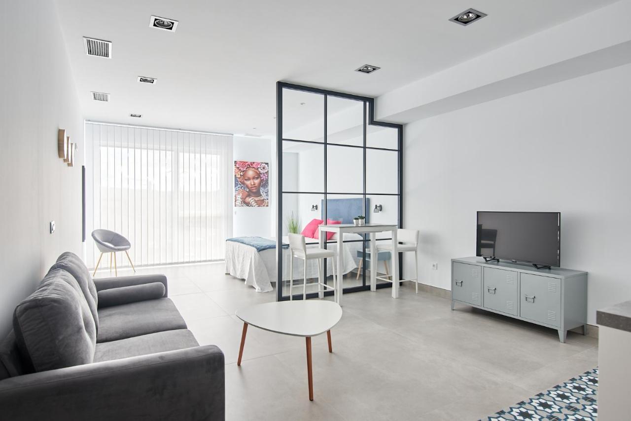 9 Nidos Centrica Suites - Nuevo ปลาเซนเซีย ภายนอก รูปภาพ