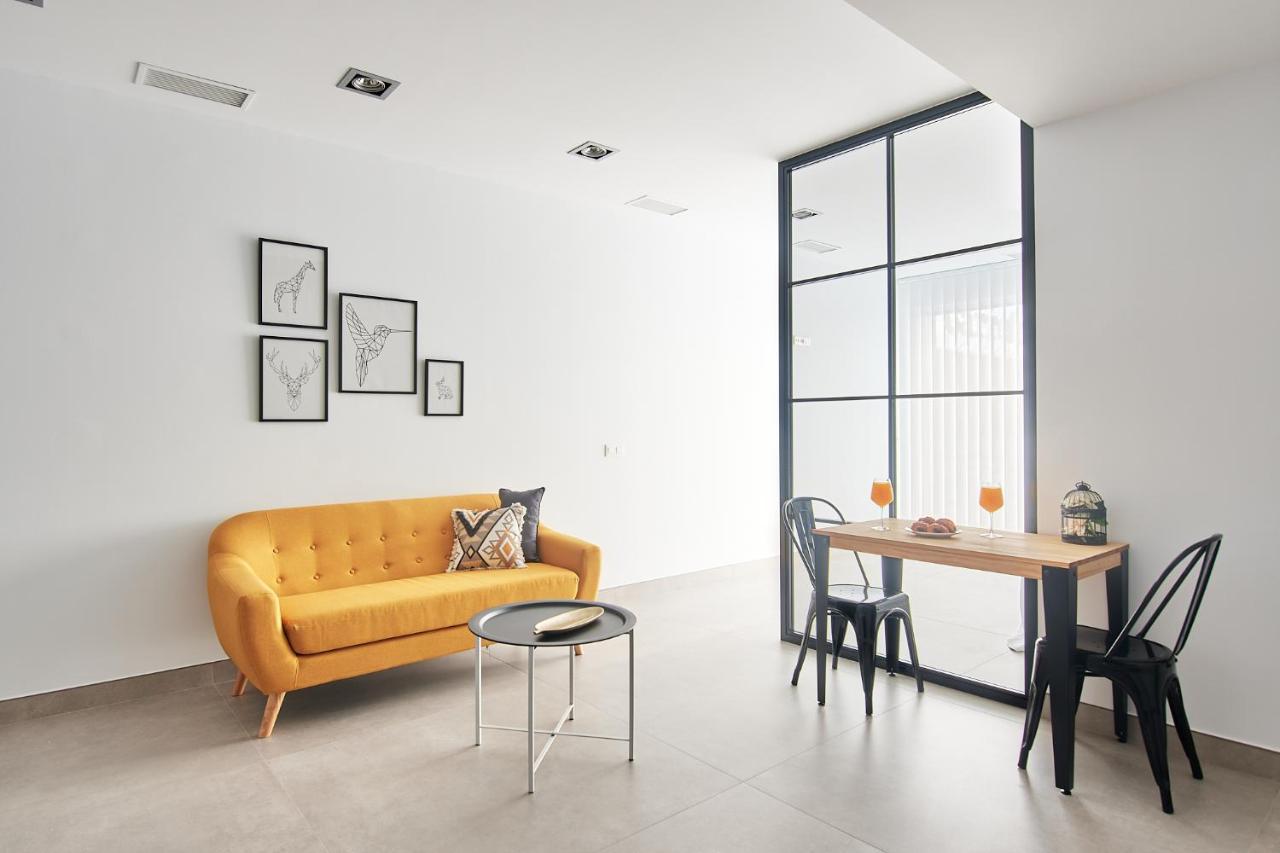 9 Nidos Centrica Suites - Nuevo ปลาเซนเซีย ภายนอก รูปภาพ